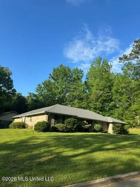 355 Lakewood Road, Vicksburg, MS 39180 - #2