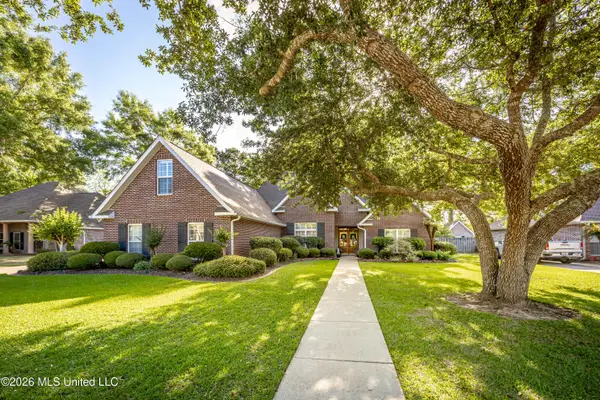 812 Canebrake Drive, Ocean Springs, MS 39564