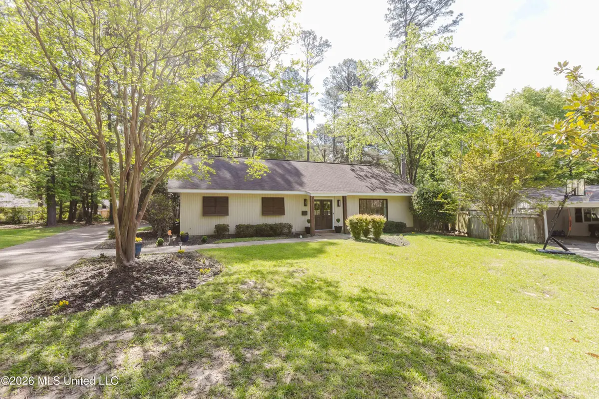 5247 Suffolk Circle, Jackson, MS 39211 - #1