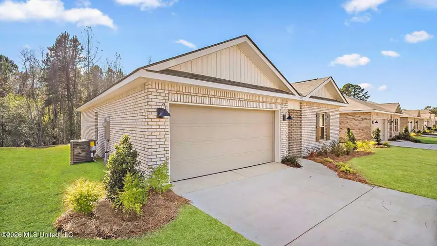 326 Cedar Crest Drive, Pearl, MS 39208 - #2