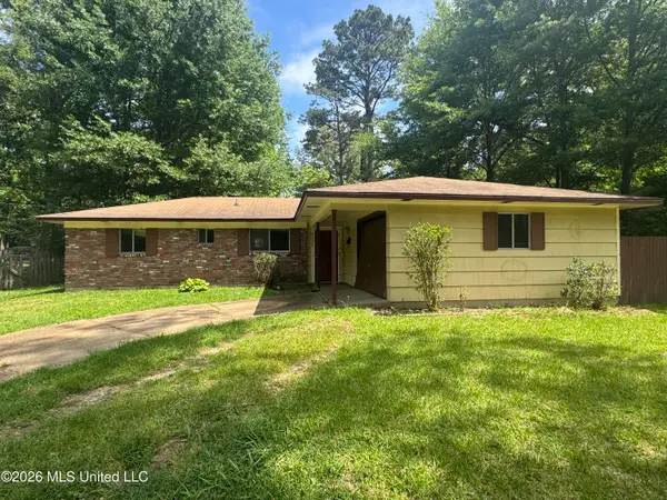 3236 Woodview Drive, Jackson, MS 39212