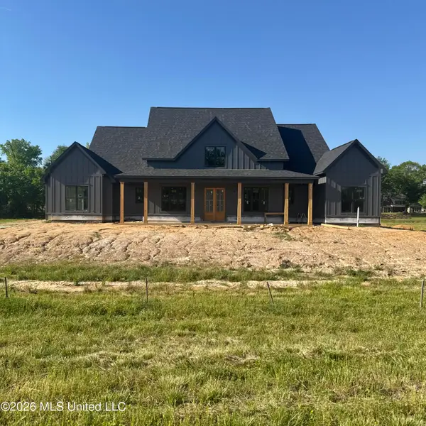 13654 Louise Cove, Byhalia, MS 38611