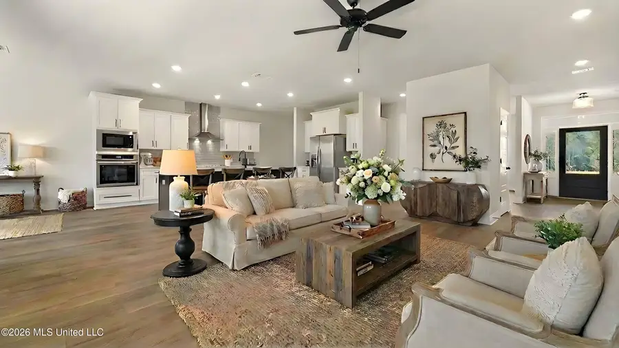 6636 Palm Pointe Drive, Ocean Springs, MS 39564 - #3