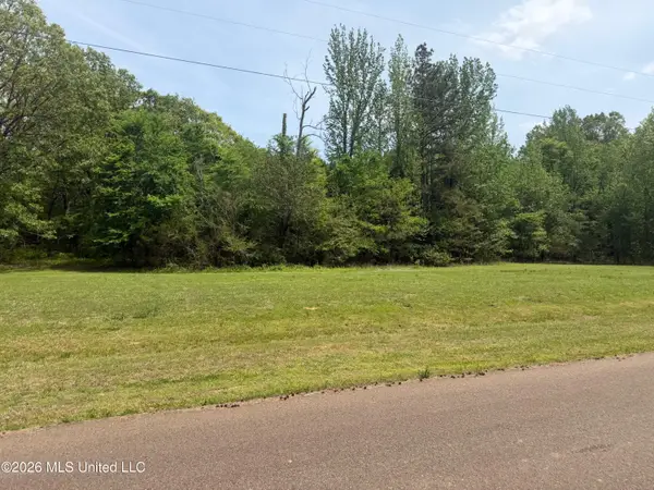 Shamrock Loop, Byhalia, MS 38611
