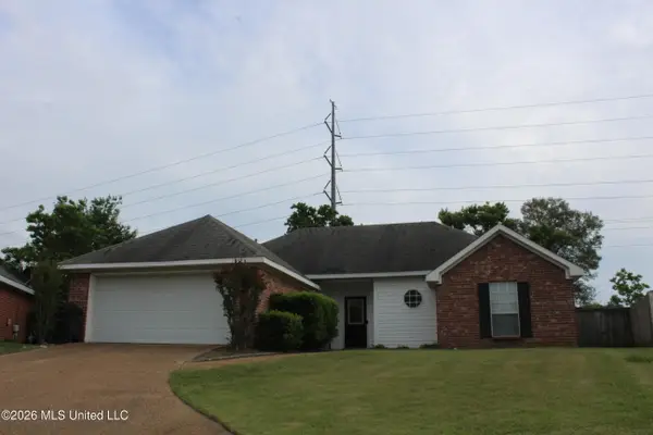 1010 Riverwood Cove, Pearl, MS 39208