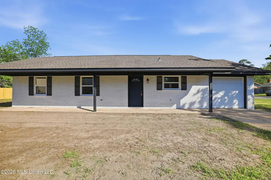 104 8th Street, Biloxi, MS 39530 - #2