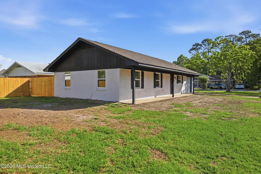 104 8th Street, Biloxi, MS 39530 - #3