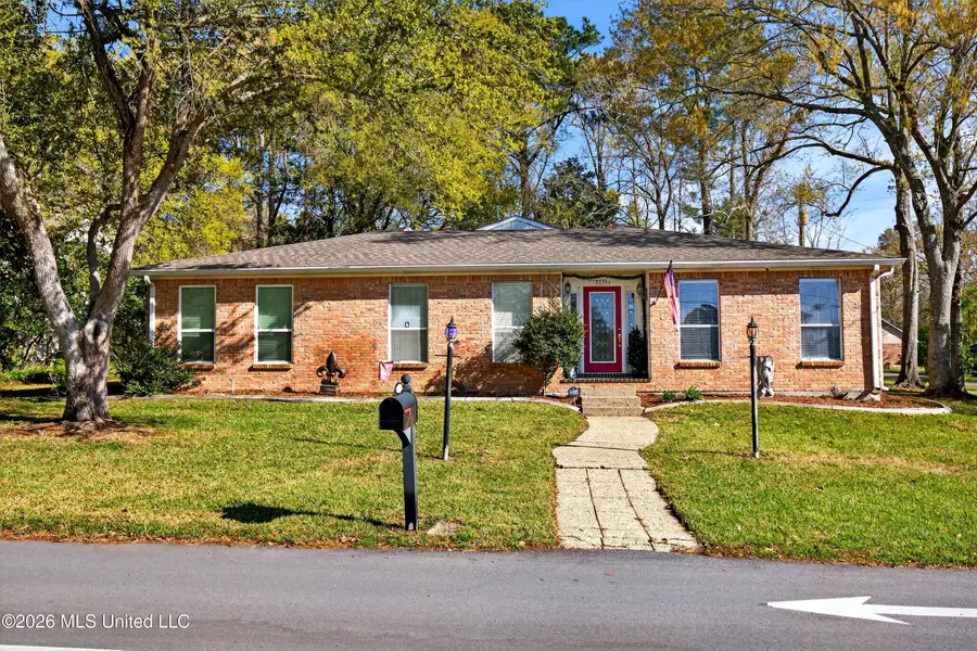 88386 E Diamondhead Drive, Diamondhead, MS 39525 - #2