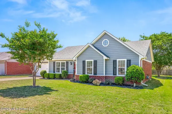 4511 Shadow Hollow Drive, Horn Lake, MS 38637