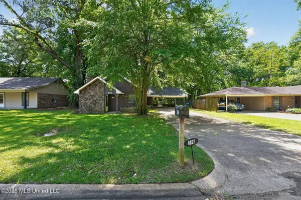 4827 Cottonwood Lane, Jackson, MS 39212