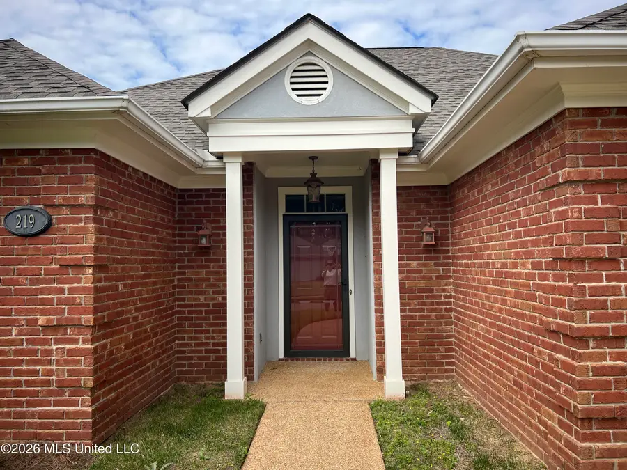 219 Garden Drive, Brandon, MS 39042 - #3