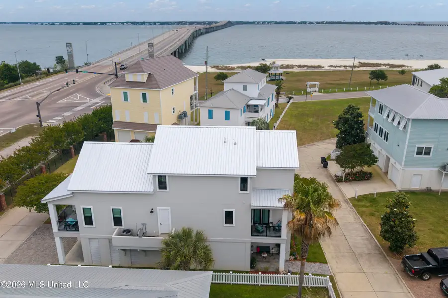 10 Chapel Hill Road, Bay Saint Louis, MS 39520 - #3