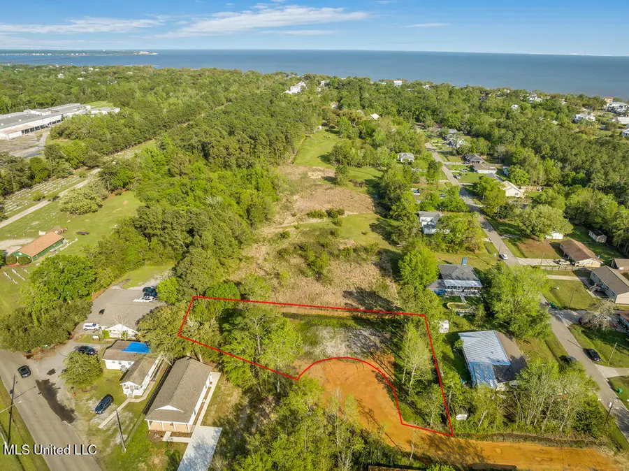 Chantilly Terrace, Bay Saint Louis, MS 39520 - #3