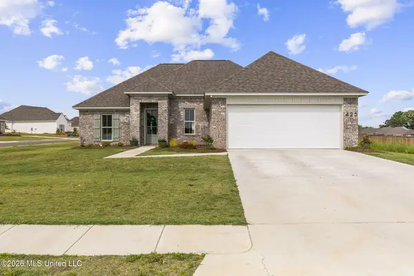 425 Baleigh Way, Canton, MS 39046