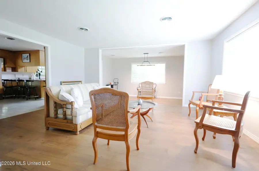 201 Sinclair Street, McComb, MS 39648 - #3