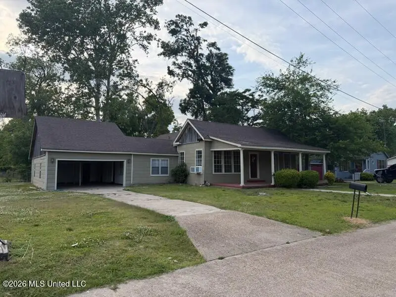 501 Lee Street, Hollandale, MS 38748 - #1
