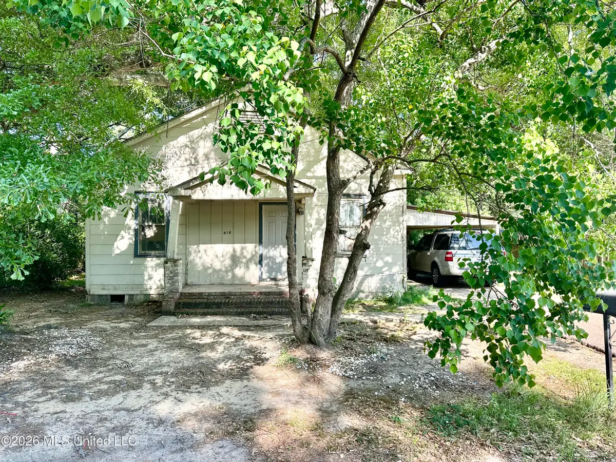 818 N Jackson Street, Brookhaven, MS 39601 - #1