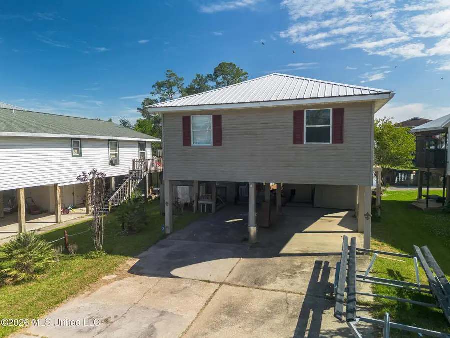 6273 Shawnee Street, Kiln, MS 39556 - #2