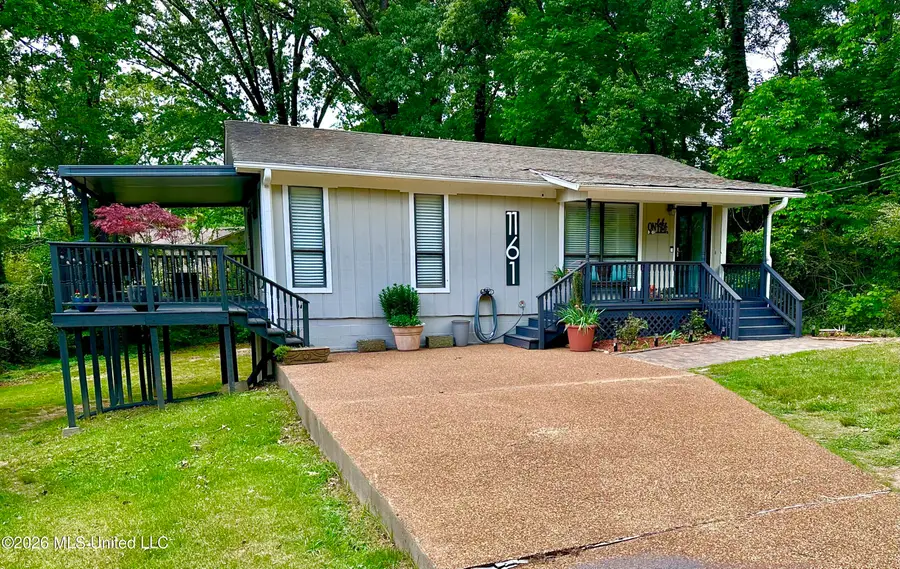 1161 S Thunderbird Drive, Hernando, MS 38632 - #2