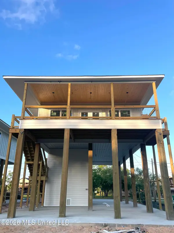 5017 Kansas Street, Bay Saint Louis, MS 39520