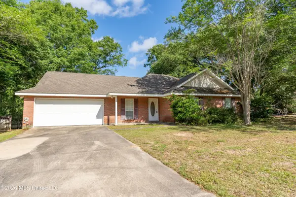 231 E Sunnybrook Road, Carriere, MS 39426