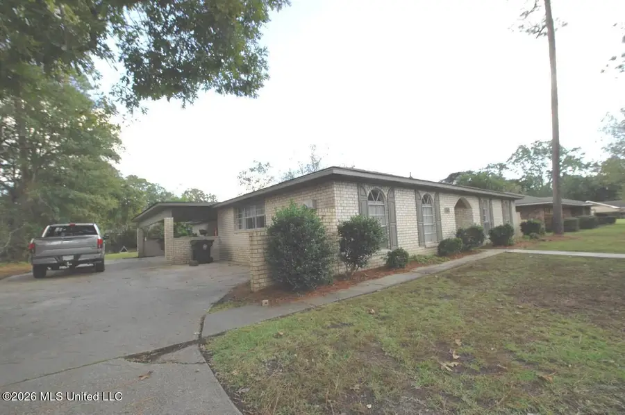 1302 Velma Street, Hattiesburg, MS 39402 - #3