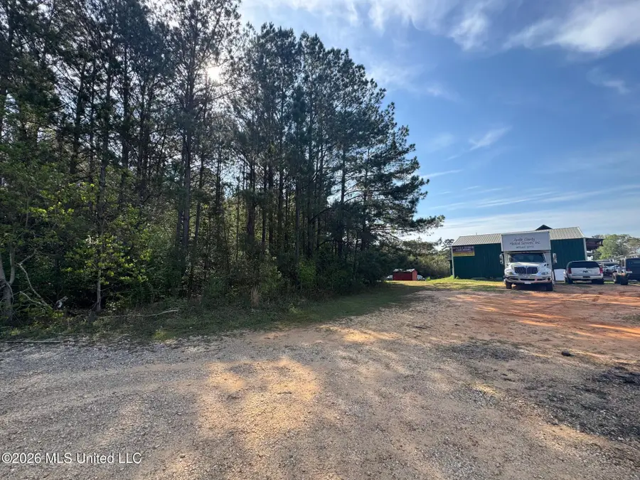 000 Hwy 51, McComb, MS 39648 - #3