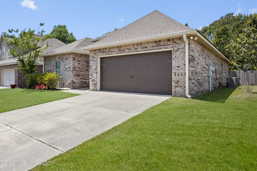 892 Reunion Pl Circle, Biloxi, MS 39532 - #3