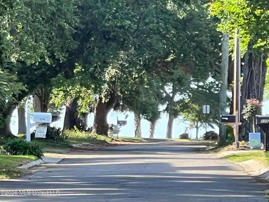 120 Beachview Drive, Pass Christian, MS 39571 - #3