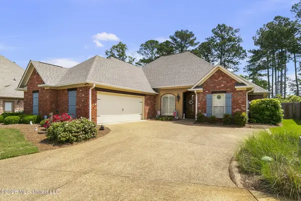 110 Willow Crest Circle, Brandon, MS 39047