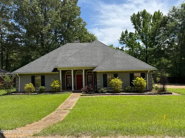 328 Barfield Drive, Byram, MS 39272