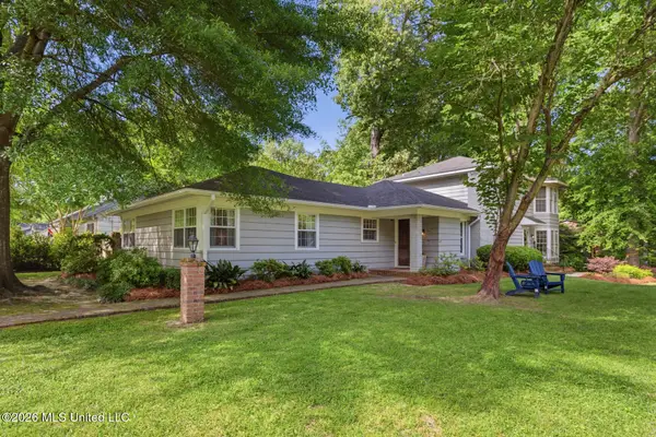 299 Wood Dale Drive, Jackson, MS 39216