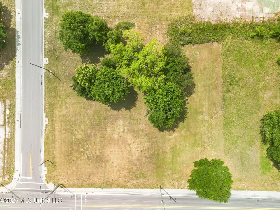 235 Howard Avenue, Biloxi, MS 39530 - #2