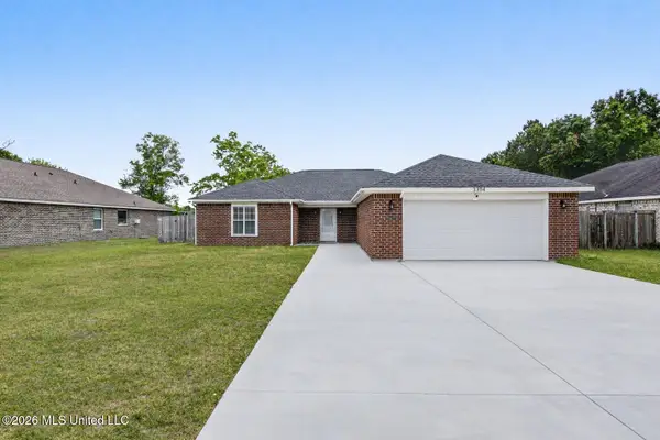 3304 N 8th Street, Ocean Springs, MS 39564