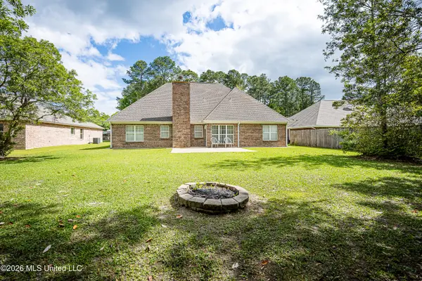 2021 Parkview Drive, Gautier, MS 39553