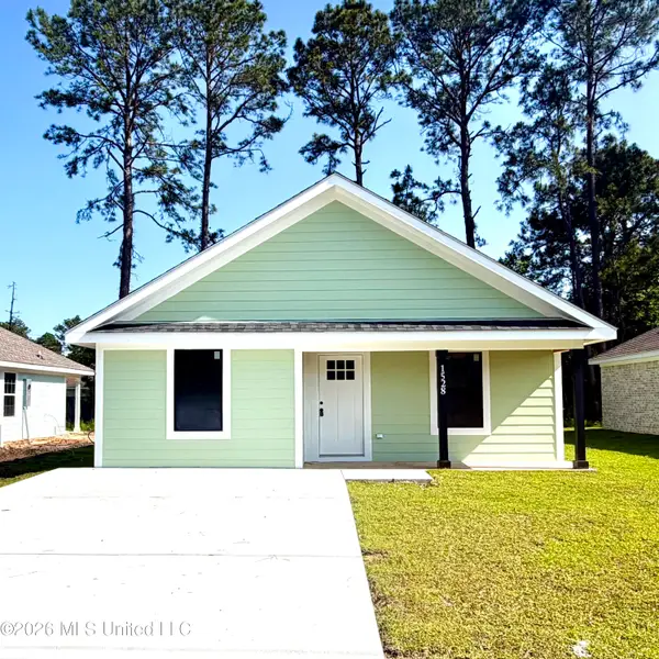 1528 Wynedote Drive, Gautier, MS 39553