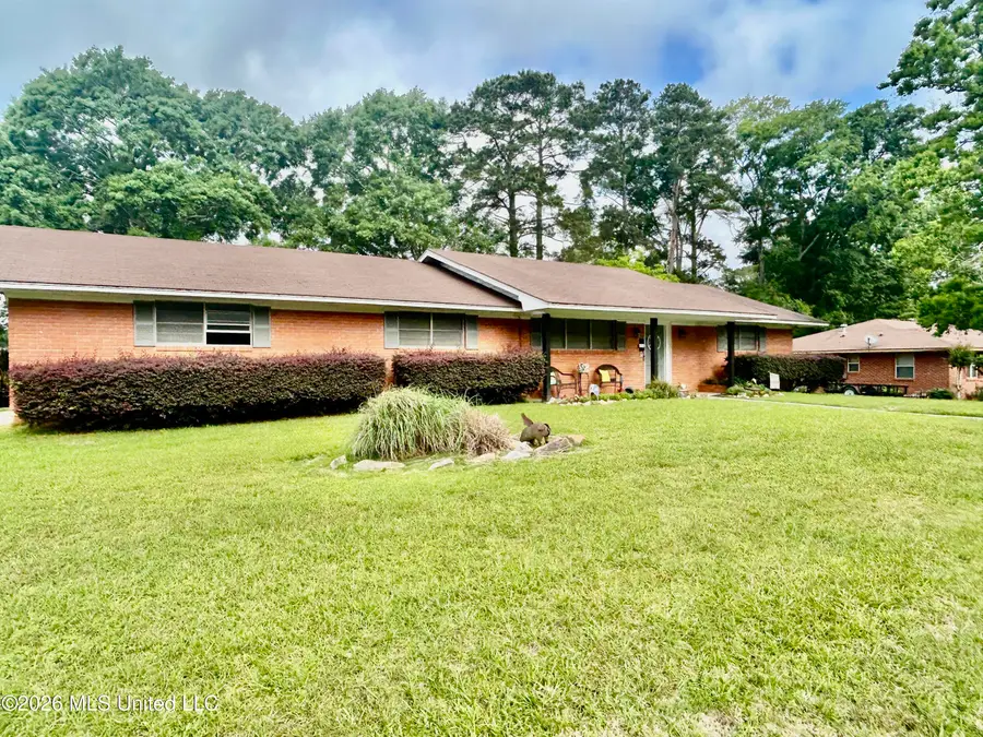 228 Sinclair Street, McComb, MS 39648 - #2