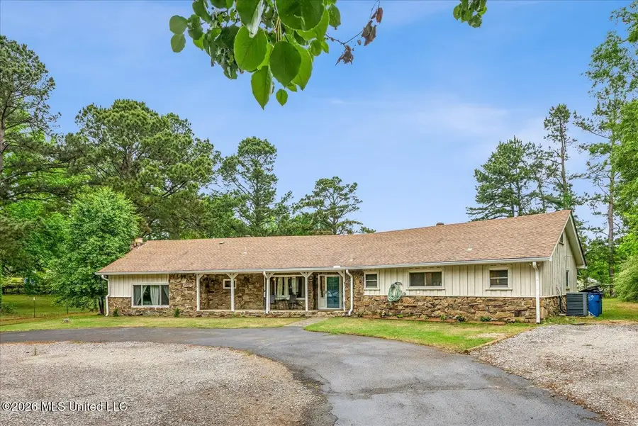 9350 College Road, Olive Branch, MS 38654 - #3