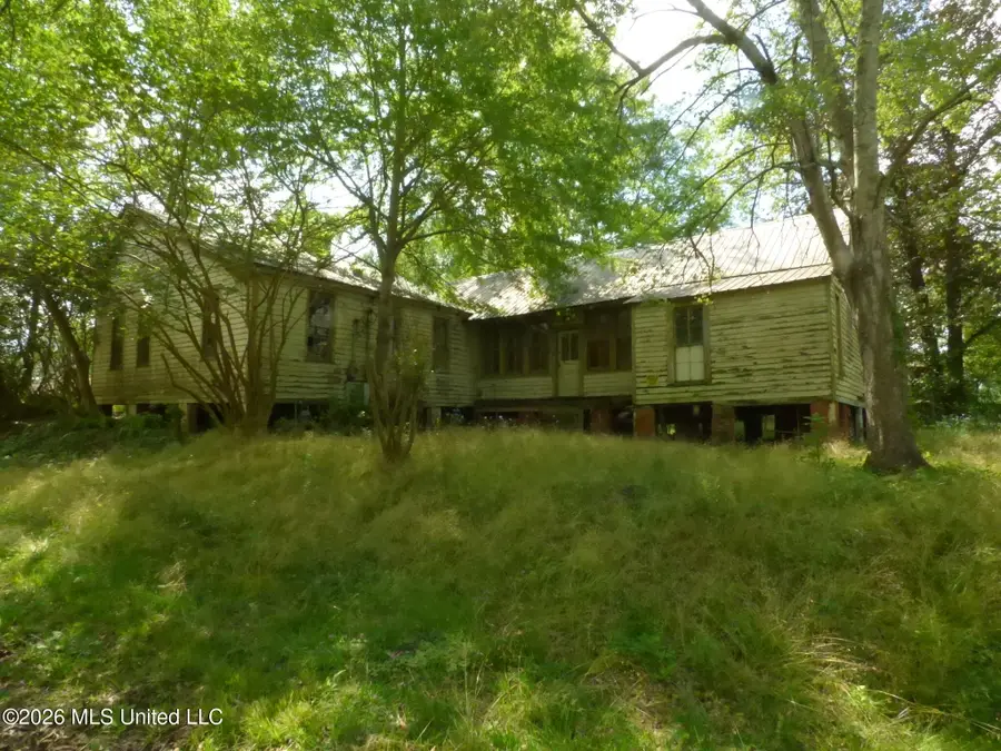 261 Holmes Street, Liberty, MS 39645 - #2