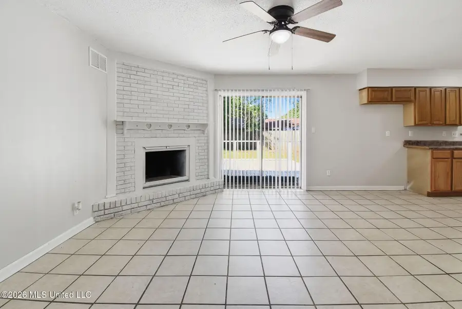 6460 Birchfield Circle, Horn Lake, MS 38637 - #3