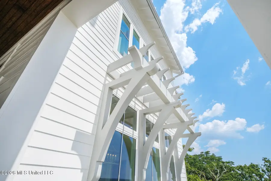 203 Saint George Avenue, Ocean Springs, MS 39564 - #3