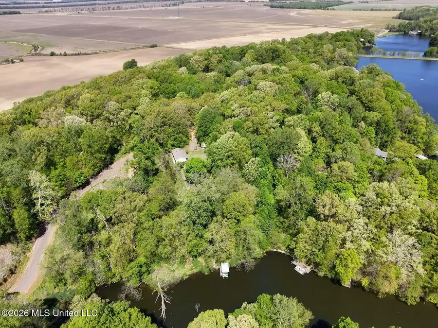 2830 Woodland Lake Road, Hernando, MS 38632 - #2