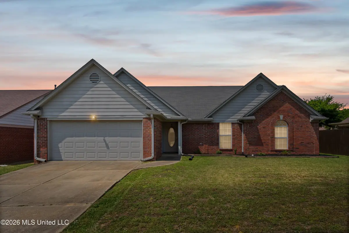 6365 Oak Leaf Drive, Olive Branch, MS 38654 - #1