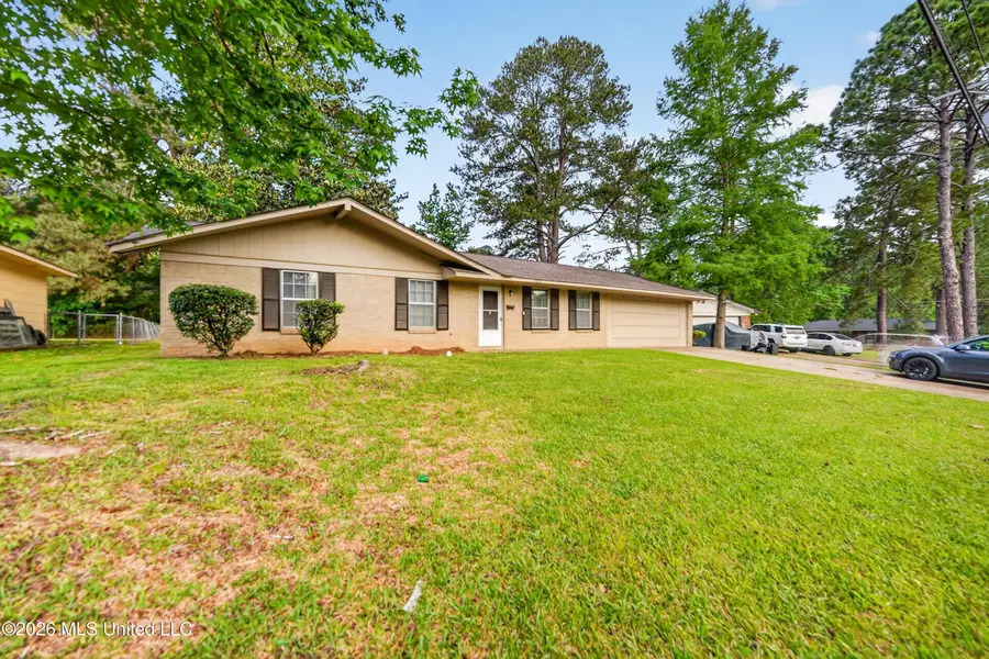 3009 Suncrest Drive, Jackson, MS 39212 - #3