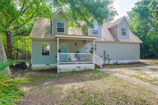 9266 N Pine Drive, Pass Christian, MS 39571