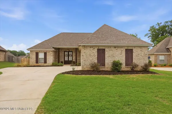 310 Candlewood Court, Canton, MS 39046