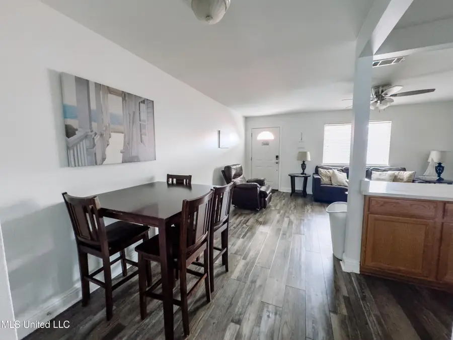 1664 Beach Boulevard, Biloxi, MS 39531 - #2