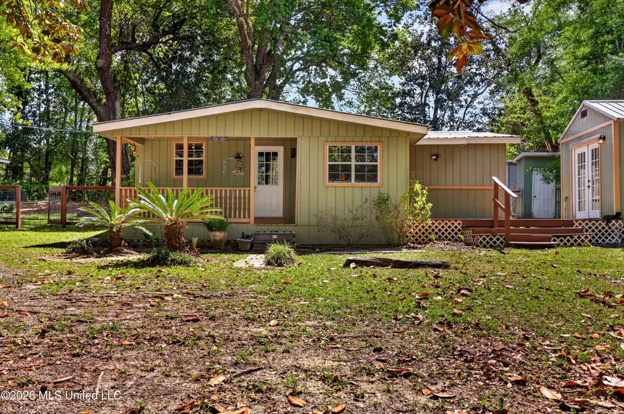 7721 Ridge Gate Road, Ocean Springs, MS 39564 - #2