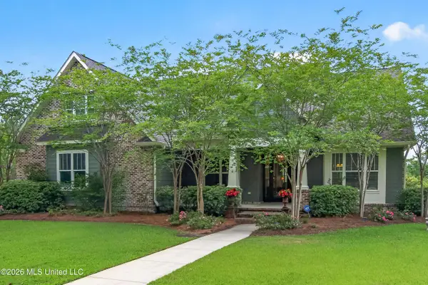 110 Emerald Lake Drive, Waveland, MS 39576