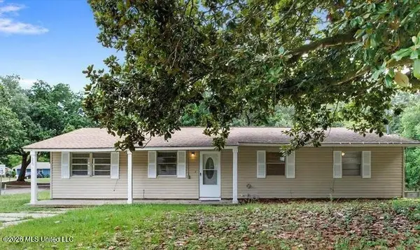329 Park Drive, Biloxi, MS 39531
